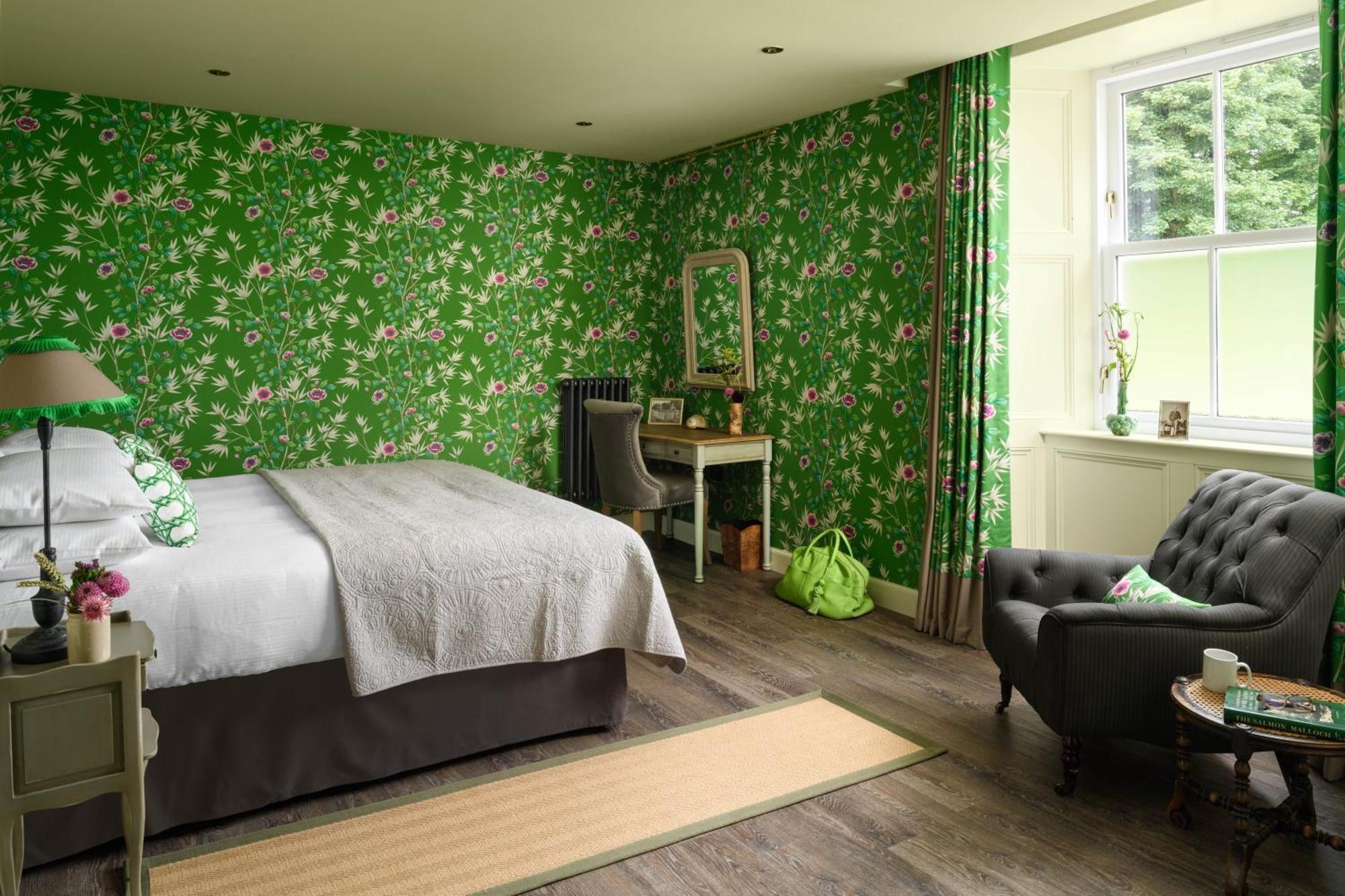 Meikleour Arms Hotel & Restaurant Екстериор снимка