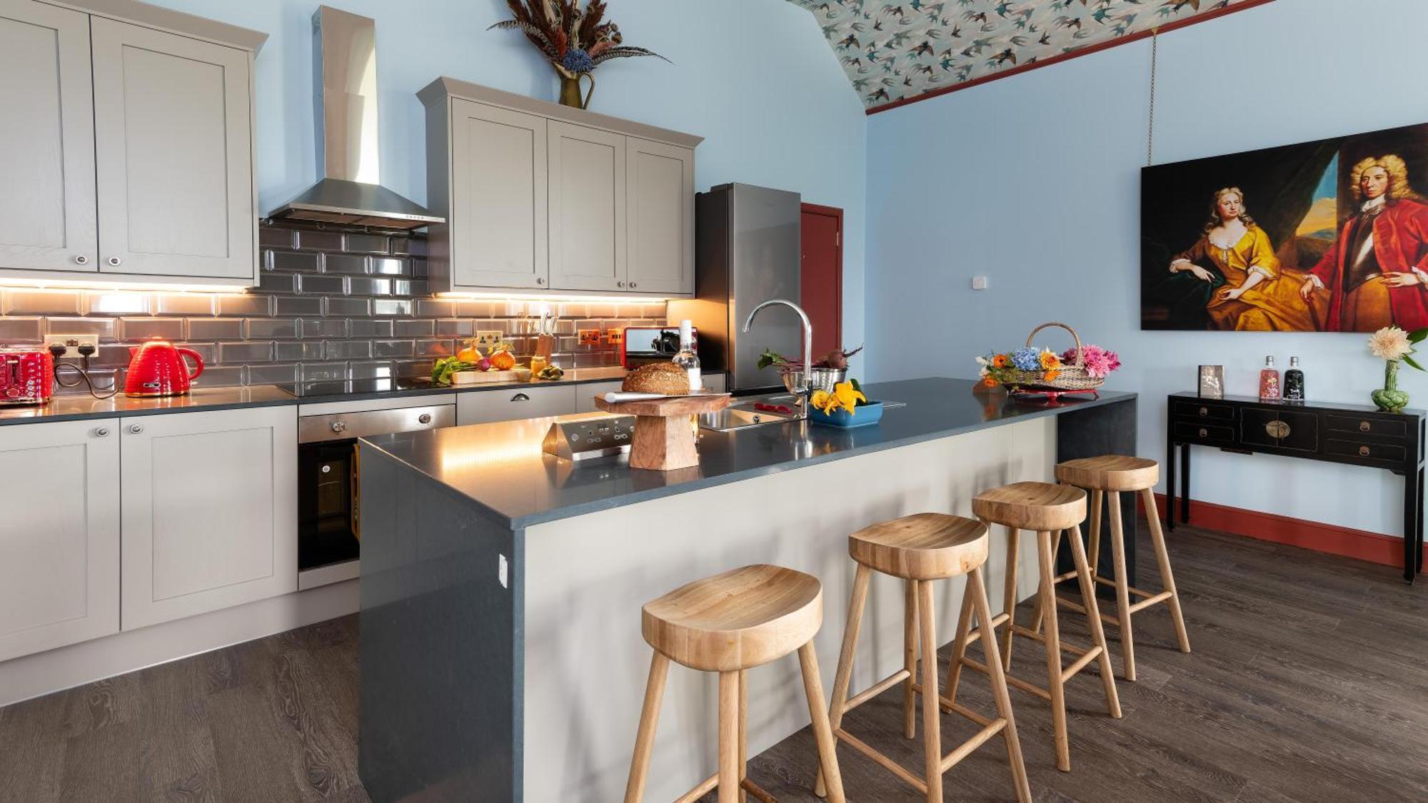 Meikleour Arms Hotel & Restaurant Екстериор снимка